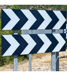 PANEL DIRECCIONAL DE TRÁFICO PANEL DIRECCIONAL DE TRÁFICO